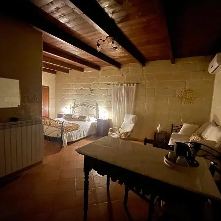 Guest house Nina Suite's *